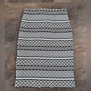 H&M Black and White Midi Pencil Skirt